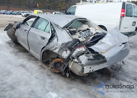 2015 Chrysler 300 Limited z USA, uszkodzony, nr VIN 2C3CCARG6FH873335